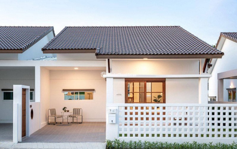 Lô đất cực đẹp 63m , mt ;6m , ngõ thông oto chạy qua tại liên ninh -Thanh Trì